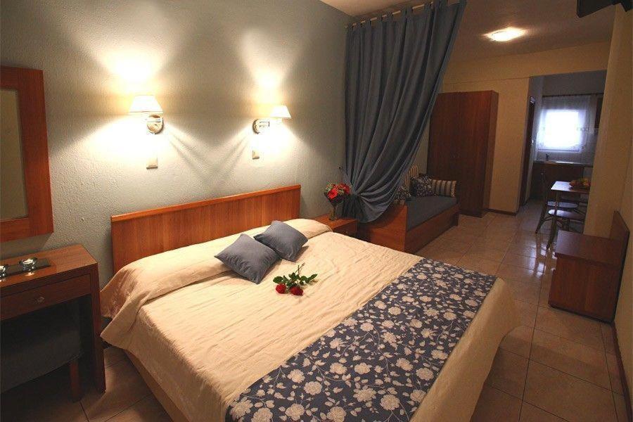 尼基季Nikos House公寓式酒店 外观 照片