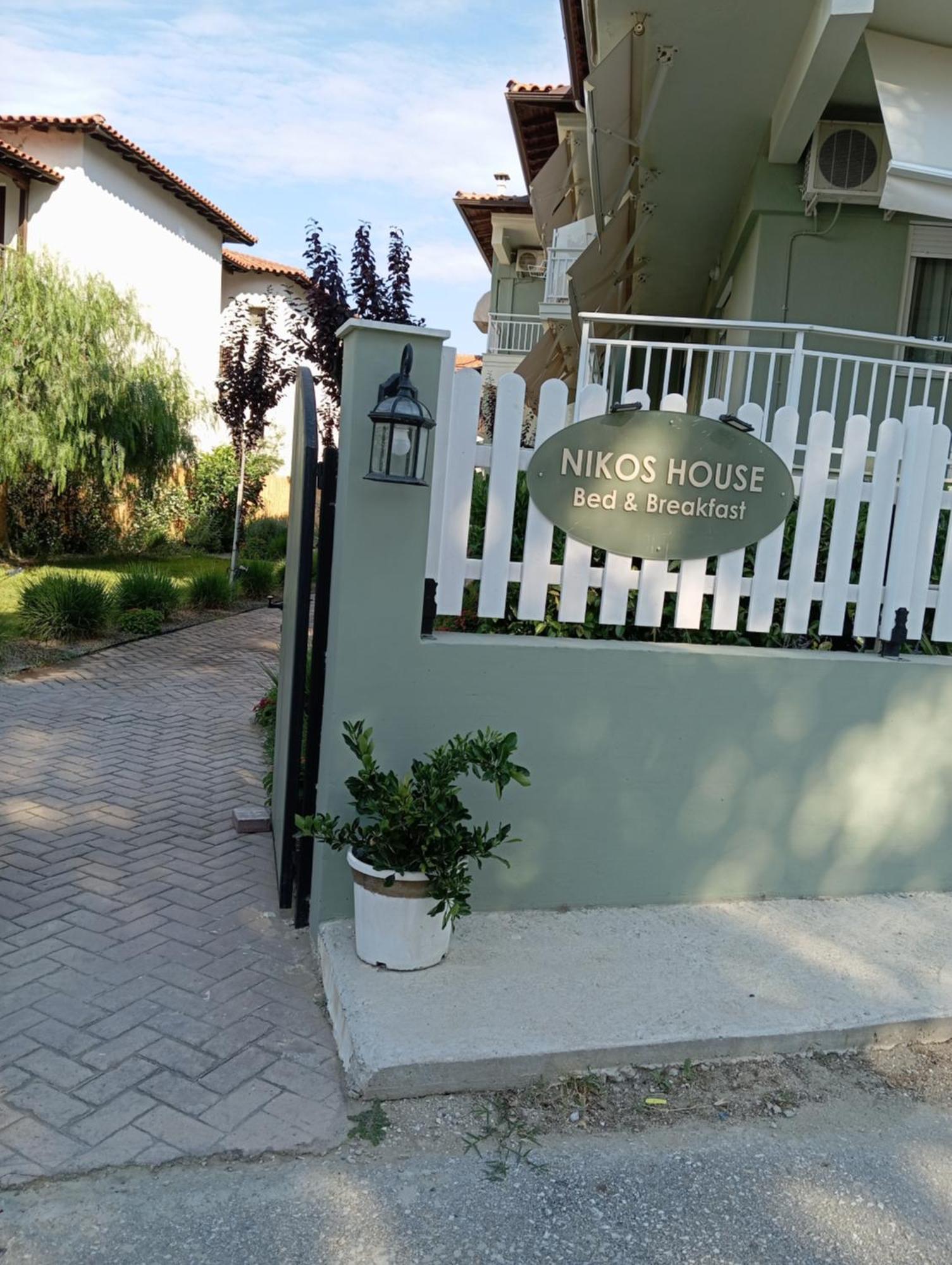 尼基季Nikos House公寓式酒店 外观 照片
